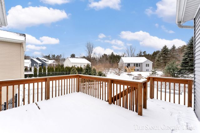 16517 Wickshire Place, Spring Lake, MI 49456