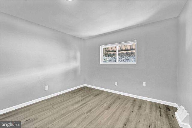 1068 LAKE SHORE, Camden, NJ 08104