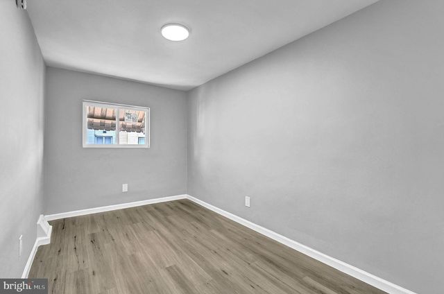 1068 LAKE SHORE, Camden, NJ 08104