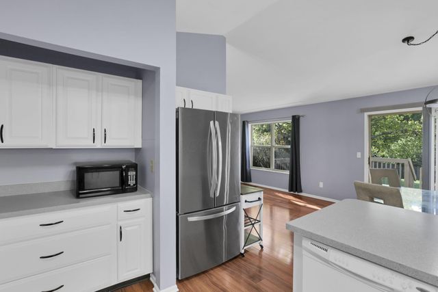 5725 Saucony Drive, Hilliard, OH 43026