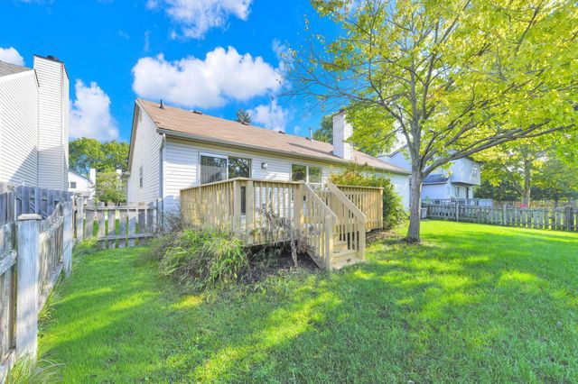 5725 Saucony Drive, Hilliard, OH 43026