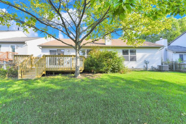 5725 Saucony Drive, Hilliard, OH 43026