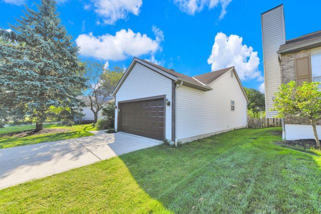5725 Saucony Drive, Hilliard, OH 43026