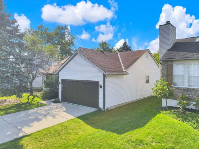 5725 Saucony Drive, Hilliard, OH 43026