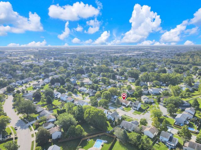 5725 Saucony Drive, Hilliard, OH 43026
