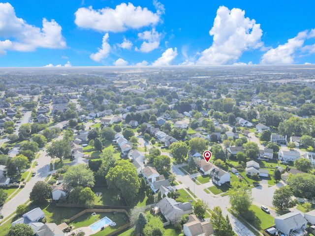 5725 Saucony Drive, Hilliard, OH 43026