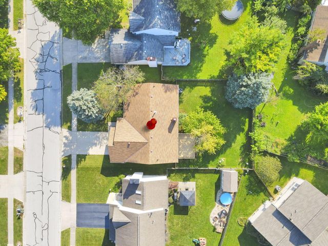 5725 Saucony Drive, Hilliard, OH 43026