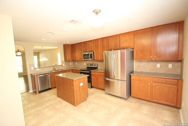 11638 Valley Garden, San Antonio, TX 78245