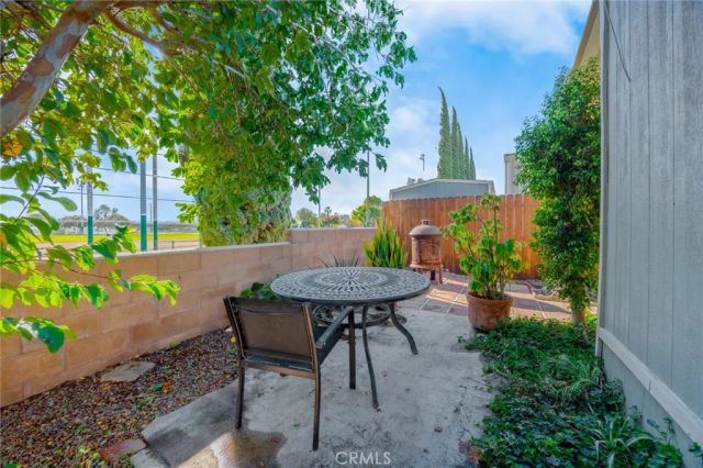 1155 S Riverside 39, Rialto, CA 92376