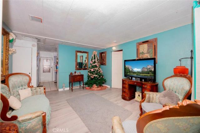 1155 S Riverside 39, Rialto, CA 92376