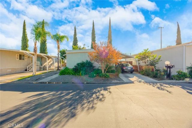 1155 S Riverside 39, Rialto, CA 92376