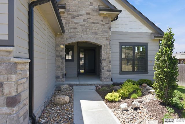 19803 Tyler Street, Omaha, NE 68135
