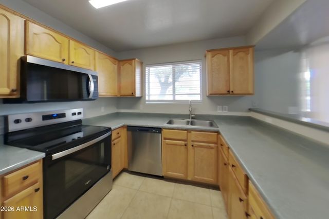 510 N ALMA SCHOOL Road 313, Mesa, AZ 85201