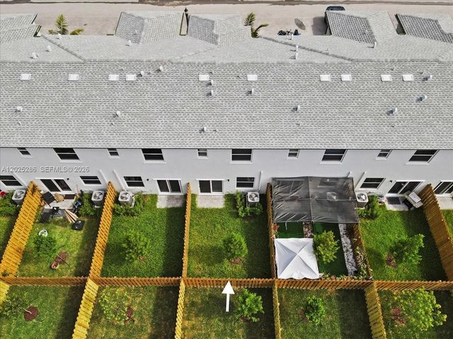 35670 SW 178 Ct, Miami, FL 33034