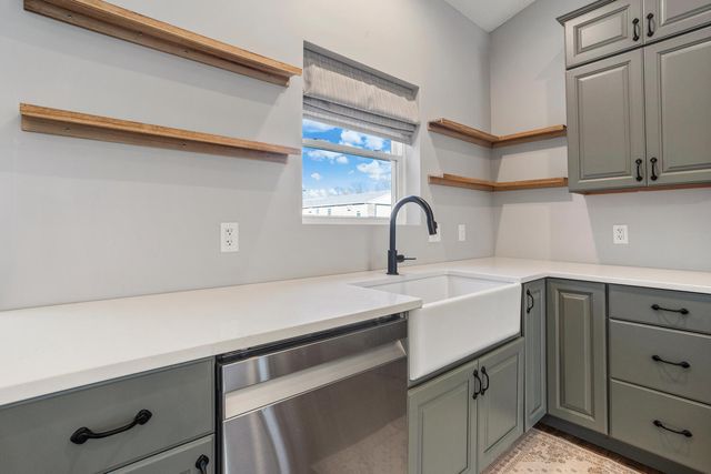 401 Tamula Drive, Mahomet, IL 61853