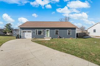 401 Tamula Drive, Mahomet, IL 61853
