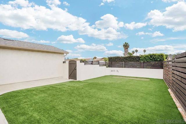 8696 Bennington, San Diego, CA 92126