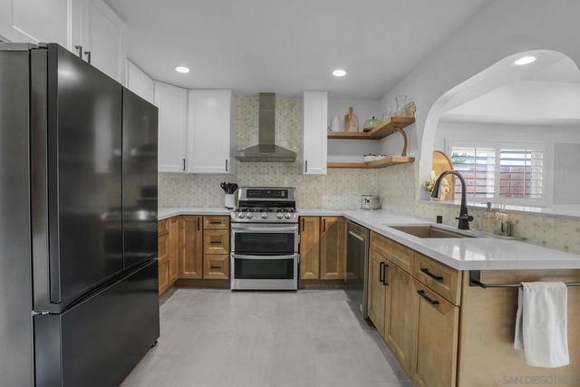 8696 Bennington, San Diego, CA 92126