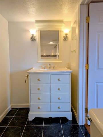 2348 EDINBORO Road, Erie, PA 16509