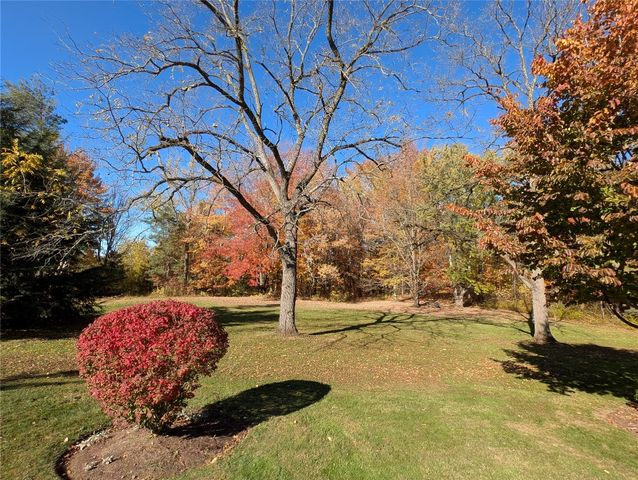 2348 EDINBORO Road, Erie, PA 16509