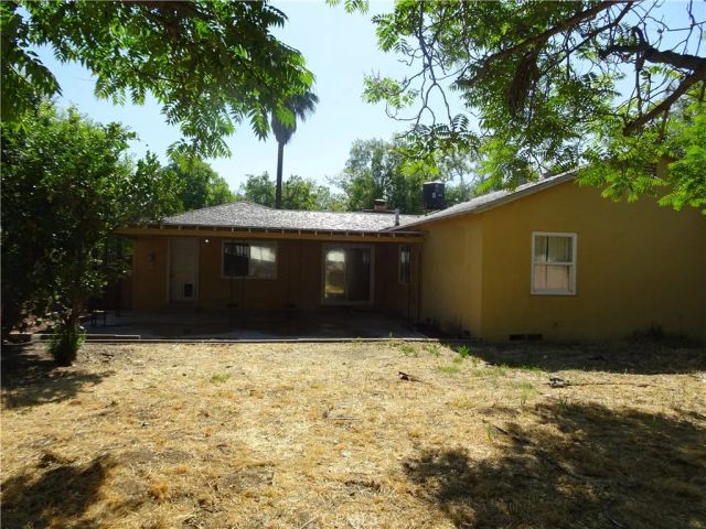 724 N Dallas Avenue, San Bernardino, CA 92410