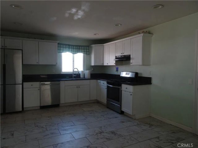 724 N Dallas Avenue, San Bernardino, CA 92410