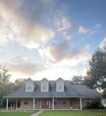 1503 Roswell Street, Pascagoula, MS 39581
