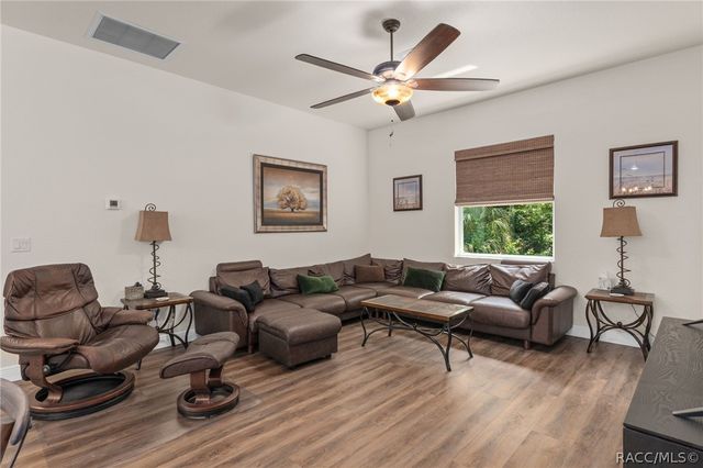 6762 E Richard Drive, Spring Hill, FL 34607