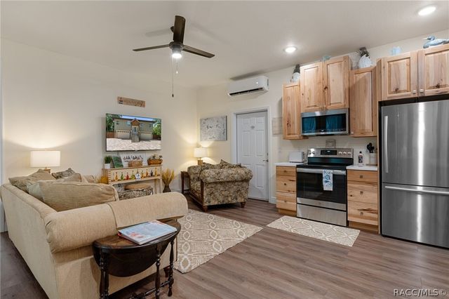 6762 E Richard Drive, Spring Hill, FL 34607