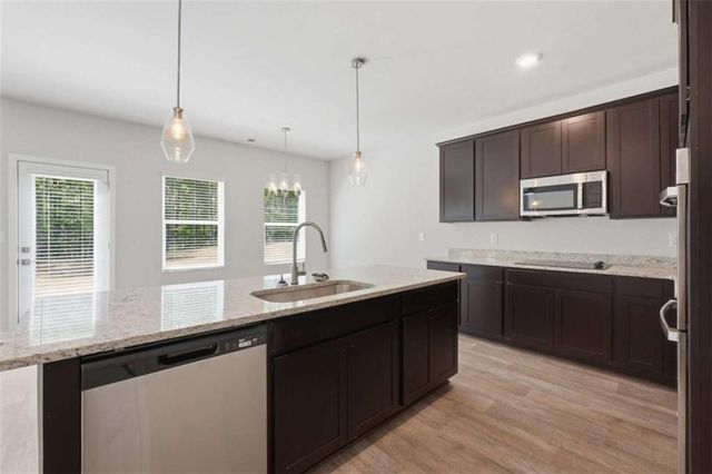 237 Jarrett Street, Fairburn, GA 30213