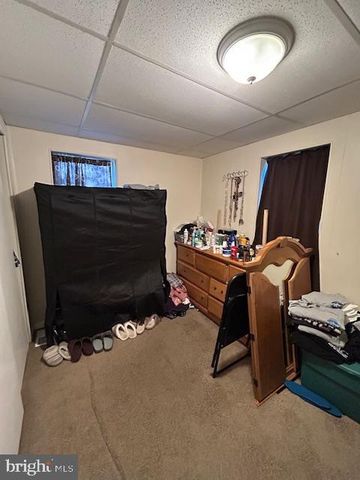 637 GREENWICH AVE, Paulsboro, NJ 08066