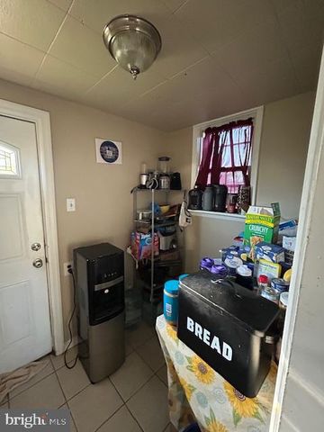 637 GREENWICH AVE, Paulsboro, NJ 08066