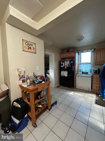 637 GREENWICH AVE, Paulsboro, NJ 08066