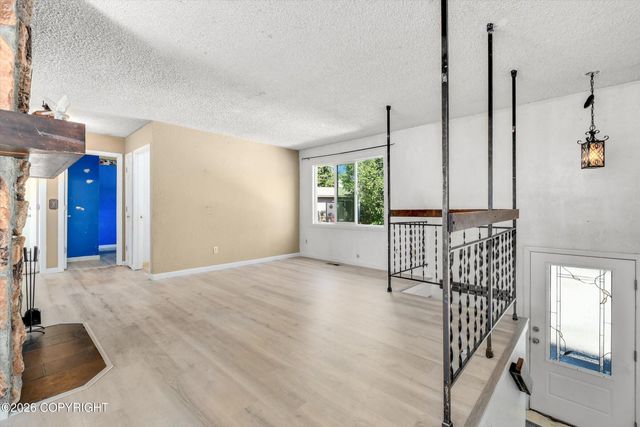 8520 Craiger Court, Anchorage, AK 99507