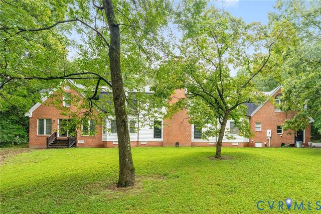 4670 E Williamsburg Rd, Sandston, VA 23150