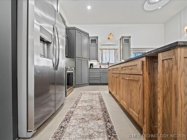 450251 E 340 Road, Afton, OK 74331