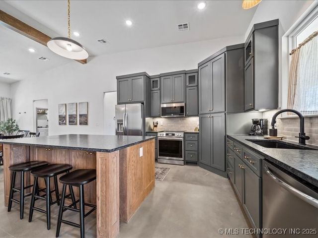 450251 E 340 Road, Afton, OK 74331