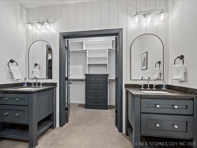 450251 E 340 Road, Afton, OK 74331