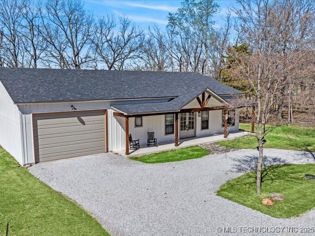 450251 E 340 Road, Afton, OK 74331