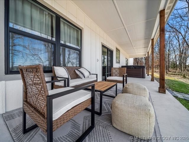 450251 E 340 Road, Afton, OK 74331