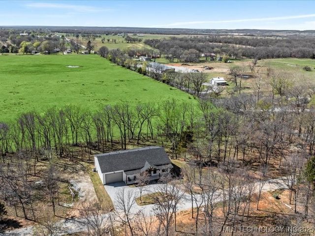 450251 E 340 Road, Afton, OK 74331