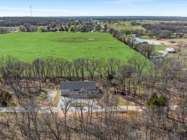 450251 E 340 Road, Afton, OK 74331