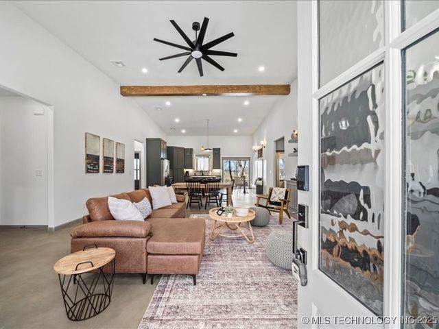 450251 E 340 Road, Afton, OK 74331