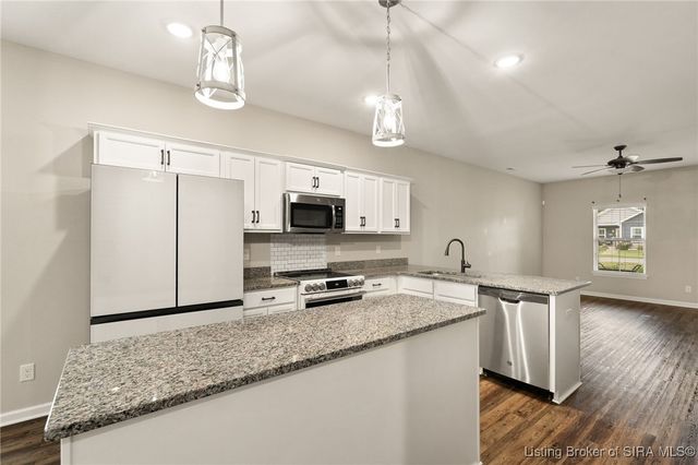 1408 Parkland Trail, Jeffersonville, IN 47130