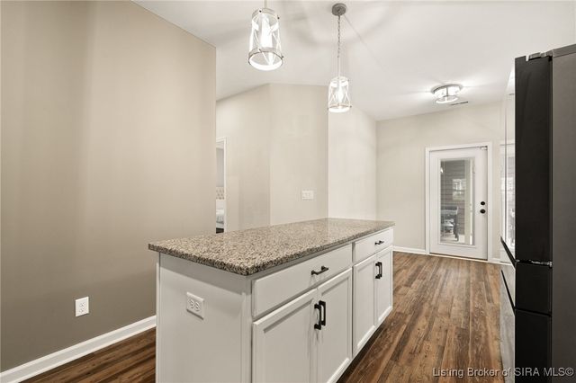 1408 Parkland Trail, Jeffersonville, IN 47130