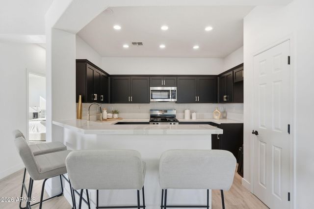 39930 N MESSNER Way, Anthem, AZ 85086