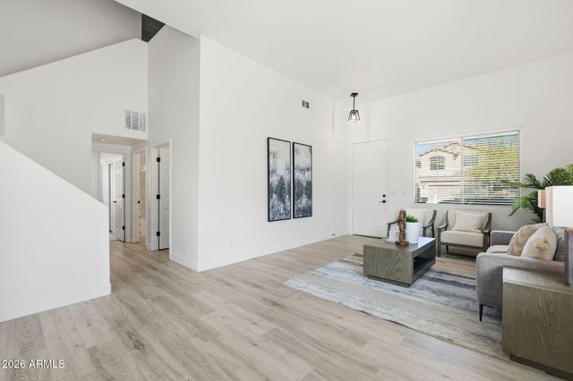 39930 N MESSNER Way, Anthem, AZ 85086