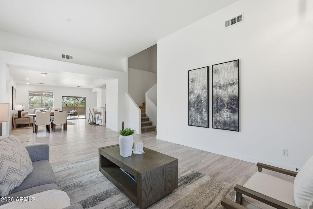 39930 N MESSNER Way, Anthem, AZ 85086