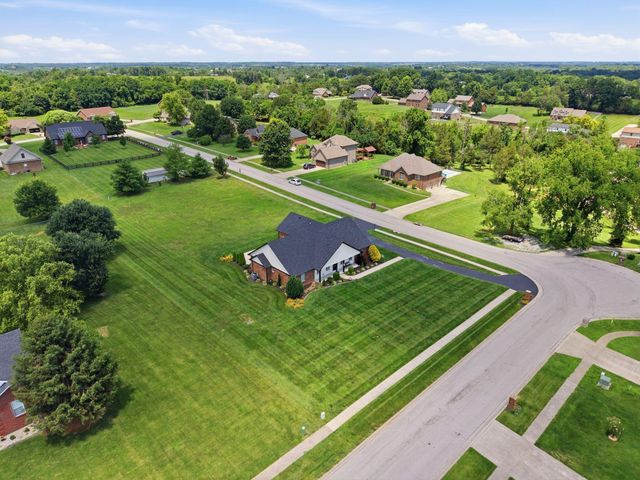 216 Tazwell Drive, Richmond, KY 40475