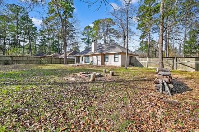 10668 Royal Magnolia Drive, Conroe, TX 77303